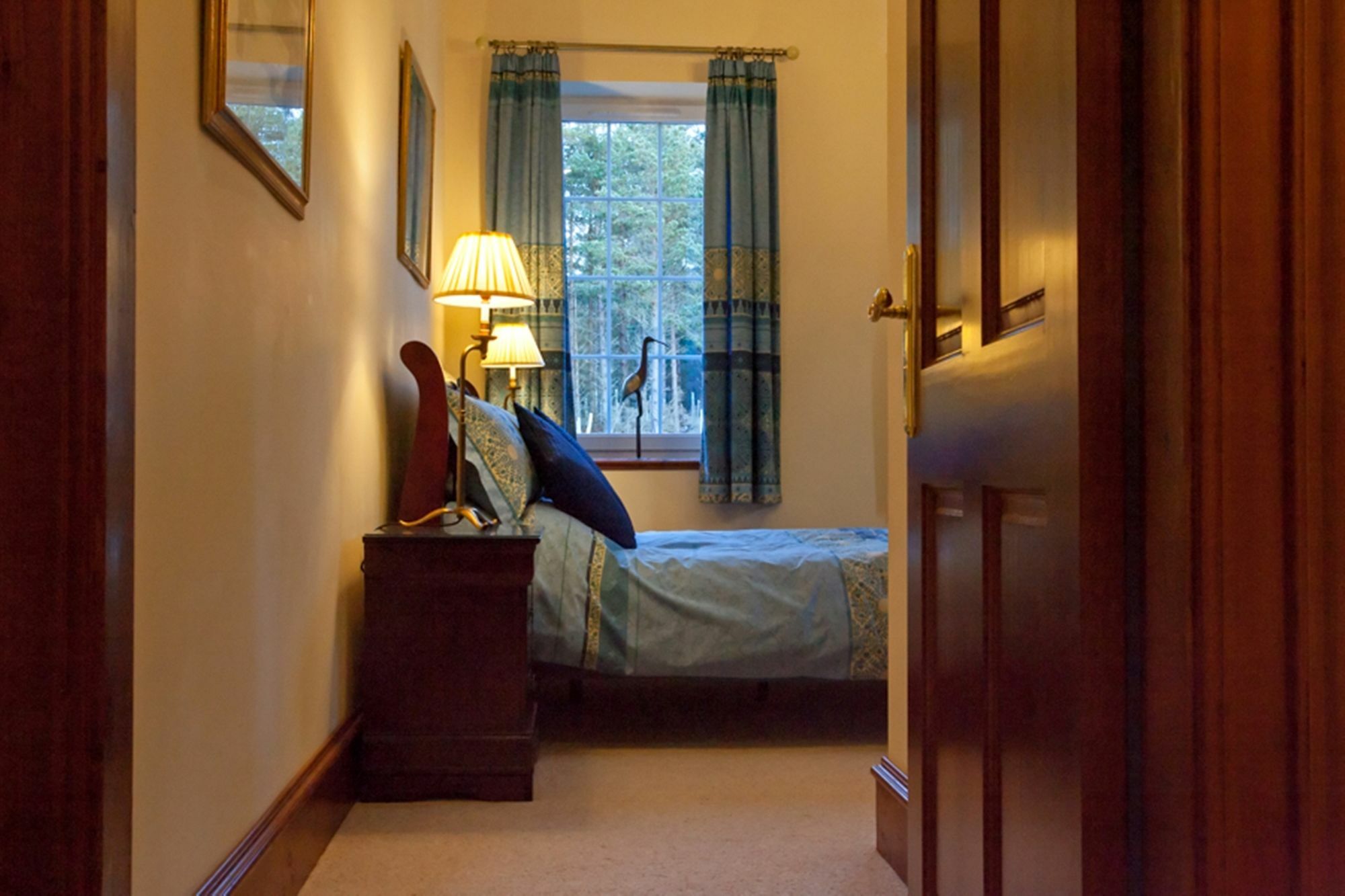 Dinichean House Bed & Breakfast Daviot  Екстериор снимка