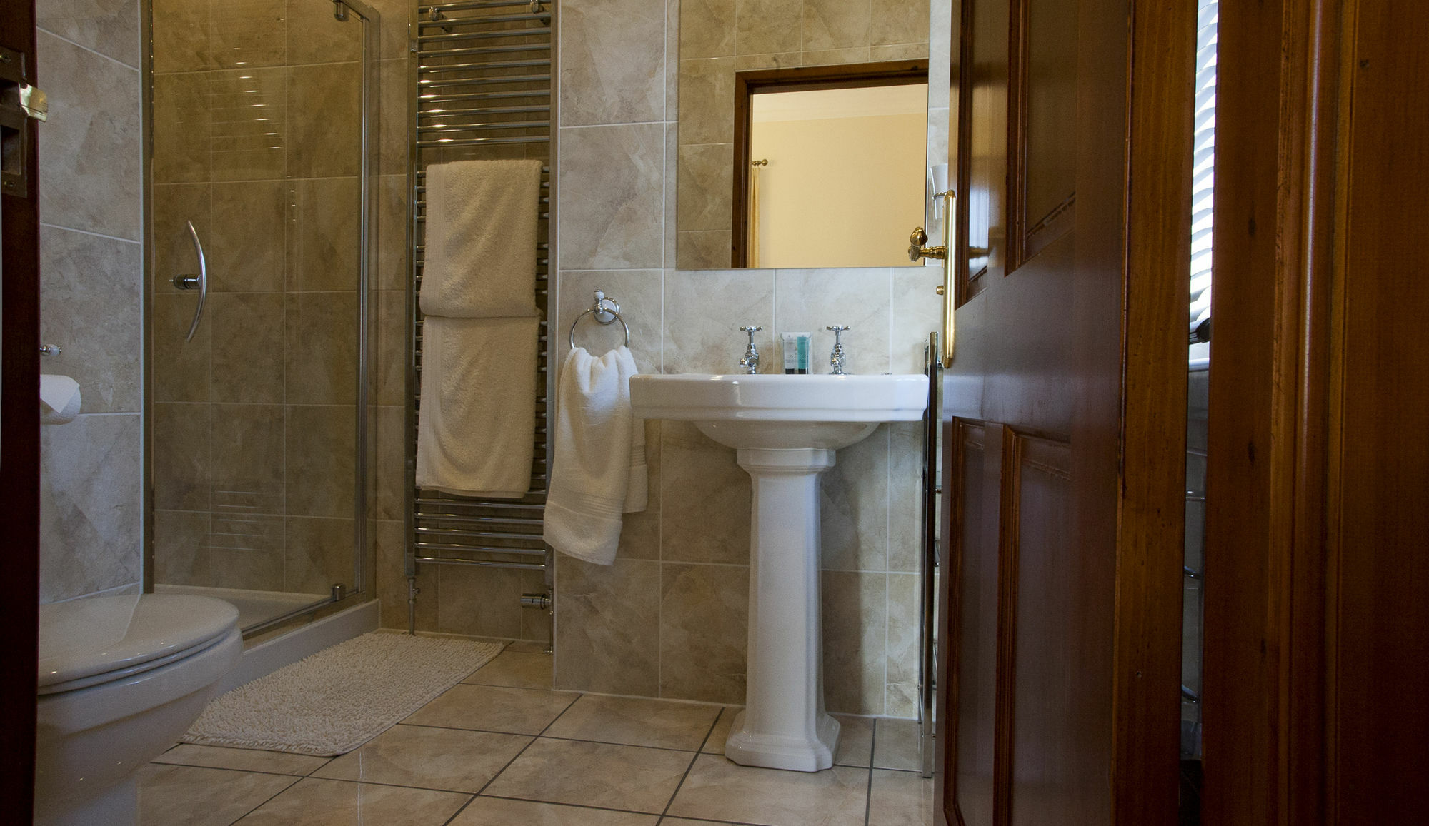 Dinichean House Bed & Breakfast Daviot  Екстериор снимка